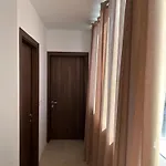 Апартаменты Bright Penthouse With Large Terrace