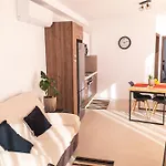 Bright Penthouse With Large Terrace *
