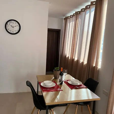 Apartman Bright Penthouse With Large Terrace *