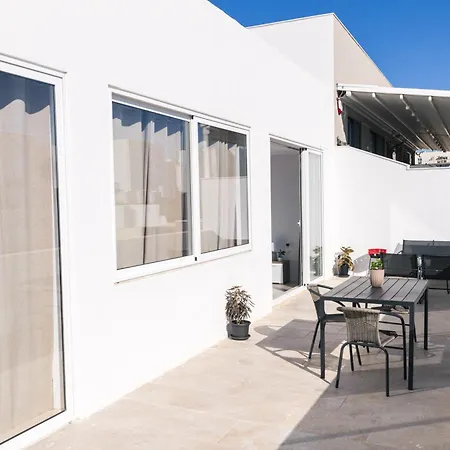 Bright Penthouse With Large Terrace Apartment Pieta